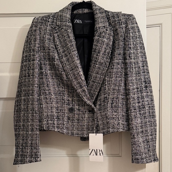 Zara Women's Classic cropped Black and White Blazer with silver detail - Picture 1 of 5